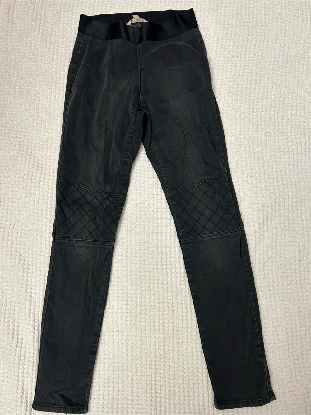CAbi Black Quilted-Knee Skinny Jeans